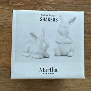 Martha Stewart Collection White Stoneware Bunny Salt & Pepper Shakers Set of 2